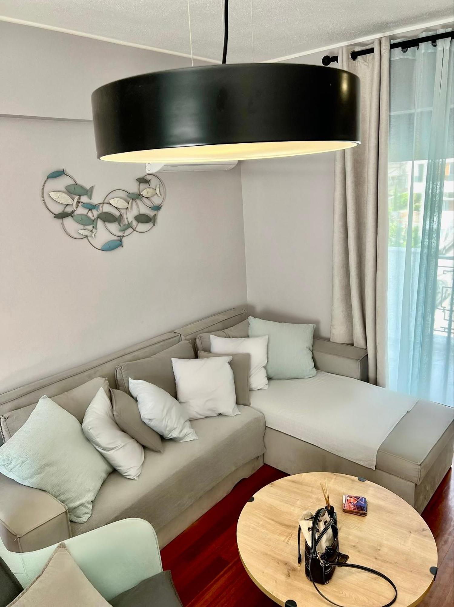 Brand New Brilliant Apartment At Athenian Riviera Exterior foto